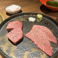 和牛とタン 焼肉 とみ 新橋本店 - 