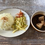 nandi - ナンディカレー\800 ライス大盛り