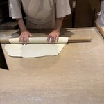 九つ井 - 店内で手打ちの蕎麦