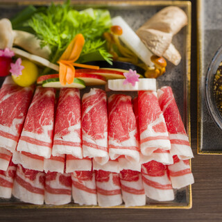 一人一鍋で愉しむ北海道産羊肉のしゃぶしゃぶ