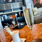 ザ ピッツァバー ON 38TH - 