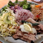 エムズマーケット デリカテッセン&ダイナー - 