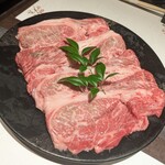 八重洲 和牛 すき焼き しゃぶしゃぶ 美月 - 