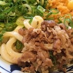 丸亀製麺 - 冷やしぶっかけに肉盛り