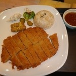 Loving Hut  - ソイミートかつ大きい！