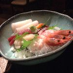 Sogamenzudainingu - 海鮮丼
