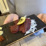 えびと馬肉と日本酒の居酒屋 - 