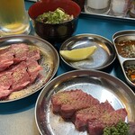 大衆焼肉酒場 まうん - 