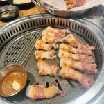熟成肉専門店 ヨプの王豚塩焼 赤坂店 - 