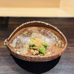 新まき - 春野菜とせせり　菜の花、スナックえんどう