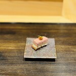 新まき - レバーペースト　食パンスライス、鶏のリエット、スパイス、レバーペースト、無花果