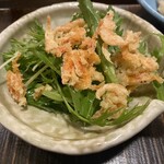 てんぷら 士才 - 桜海老サラダ