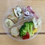 原汁排骨湯,高麗菜飯 - 現撈小巻 NT$100