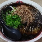極屋 - 牛骨黒ラーメン