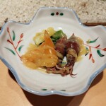 鮨 梵 - 富山県産ホタルイカ、北海道産あおやぎ、分葱