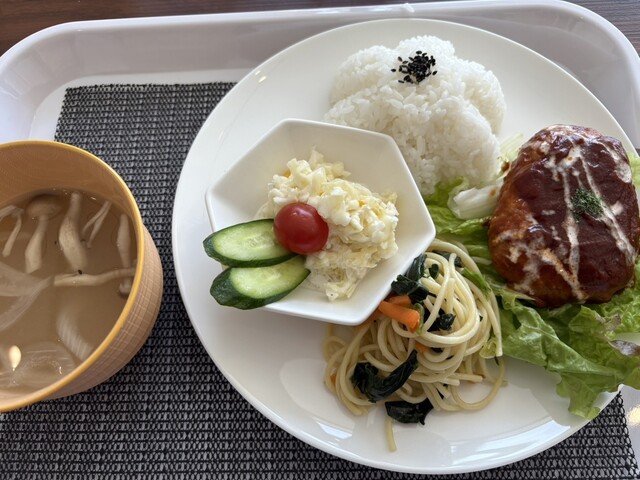 カフェ でこぼこぽてと - 近文（カフェ）の写真