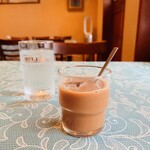 シャンティ - セルフコーナーから選んだ、アイスコーヒー。