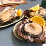 灯台茶屋 - 岩牡蠣
大ぶりなのに、味は繊細