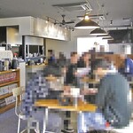 中田製作所 - テーブル席