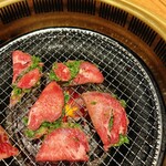 焼肉問屋 牛蔵 - 