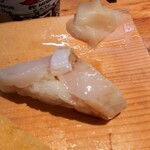 こだま寿司 - 過去イチ貝柱。、シャリより厚いってどうなの