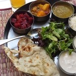 Mughlai Indian Cuisine - ヴェジタリアン・ターリー