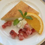 倉式珈琲店 - チーズケーキ750円