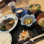 助六寿司 - おまかせ(ランチ)¥1,350