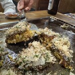 お好み焼き 福竹 - お好み焼き断面図