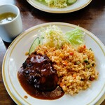 喫茶ロード - ハンバーグピラフ 750円味噌汁付