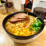 やんやん 焼き小籠包専門店 - 味噌ラーメン