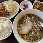 大衆中華 中王飯店 - 