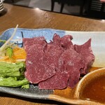 黒毛和牛焼肉と本格もつ鍋 山樹 - 