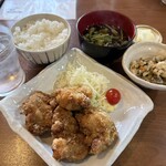 家庭料理居酒屋 よってって - ♪鳥のゴマポン酢唐揚げ定食 ¥700