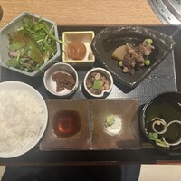 柳橋焼にく わにく - 