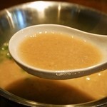 らーめん 極 - ミニラーメン（白とんこつ）スープ