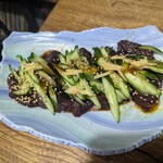 ナカガワ☆スエ食堂 - くじらの刺身　柔らかいくじら肉をきゅうり、生姜と共に特製タレで！