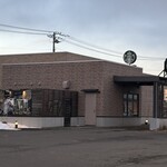 スターバックスコーヒー - 建物全体