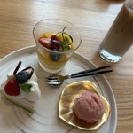 THE GARDEN - アイスカフェラテと選べるデザート