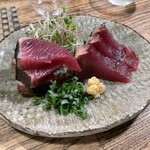にほん酒と肴 酔音 - カツオの刺身