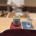 徳ㇵ本也 - お食事の際のお茶