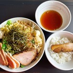 麺屋　たか - 汁なしブラック（税込1,280円）スープが付きます