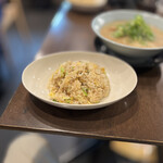 ラーメン銀閣 - ヤキメシ 650円