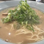 ラーメン銀閣 - ラーメン 800円