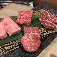 近江うし 焼肉 にくTATSU 青山本店 - 
