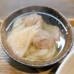 らぁ麺 紫陽花 - 黒豚わんたん