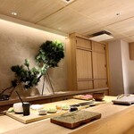 鮨 華 - カウンター