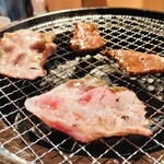 焼肉・ホルモン うした - 