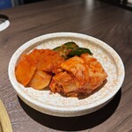 焼肉 かねみや - キムチ盛り