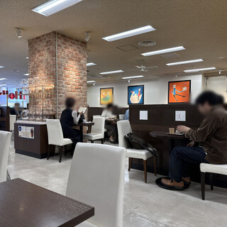 ホリーズ・カフェ_2